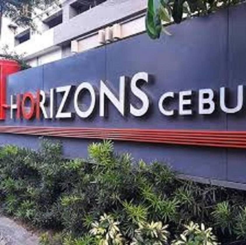 Horizon 101 A1 Shortwalk Robinson Mall Mango Square Bars Free Pool Cebu Εξωτερικό φωτογραφία